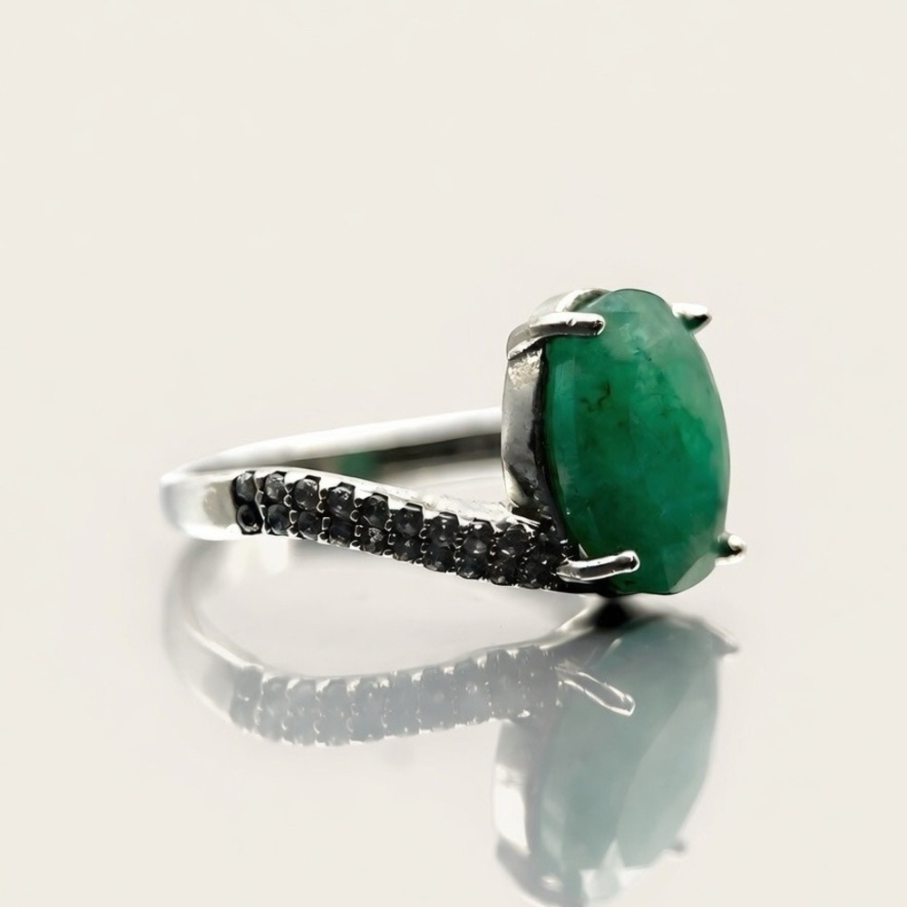 Natural Green Emerald 925 Sterling Silver Ring